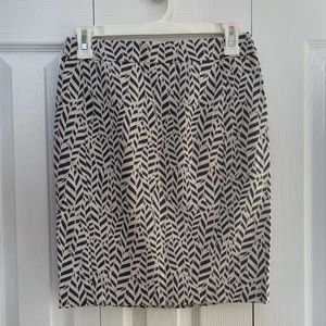 Loft Print Muted Green/Off White Pencil Skirt